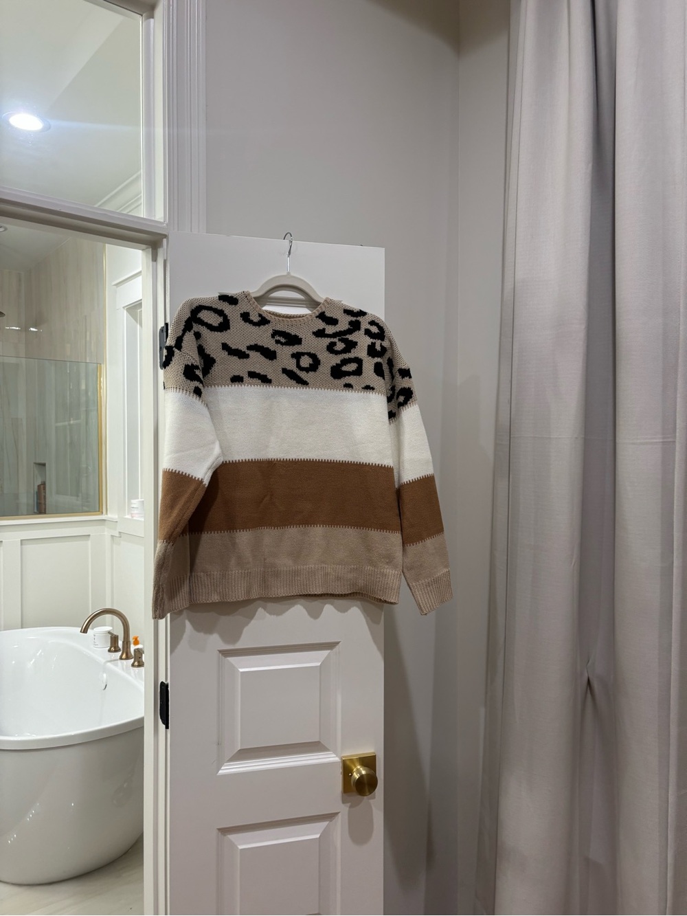 Leopard-Stripe Colorblock Women's Sweater - Beige & Brown